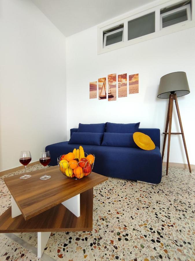 Oasis Apartments Perissa  Zewnętrze zdjęcie